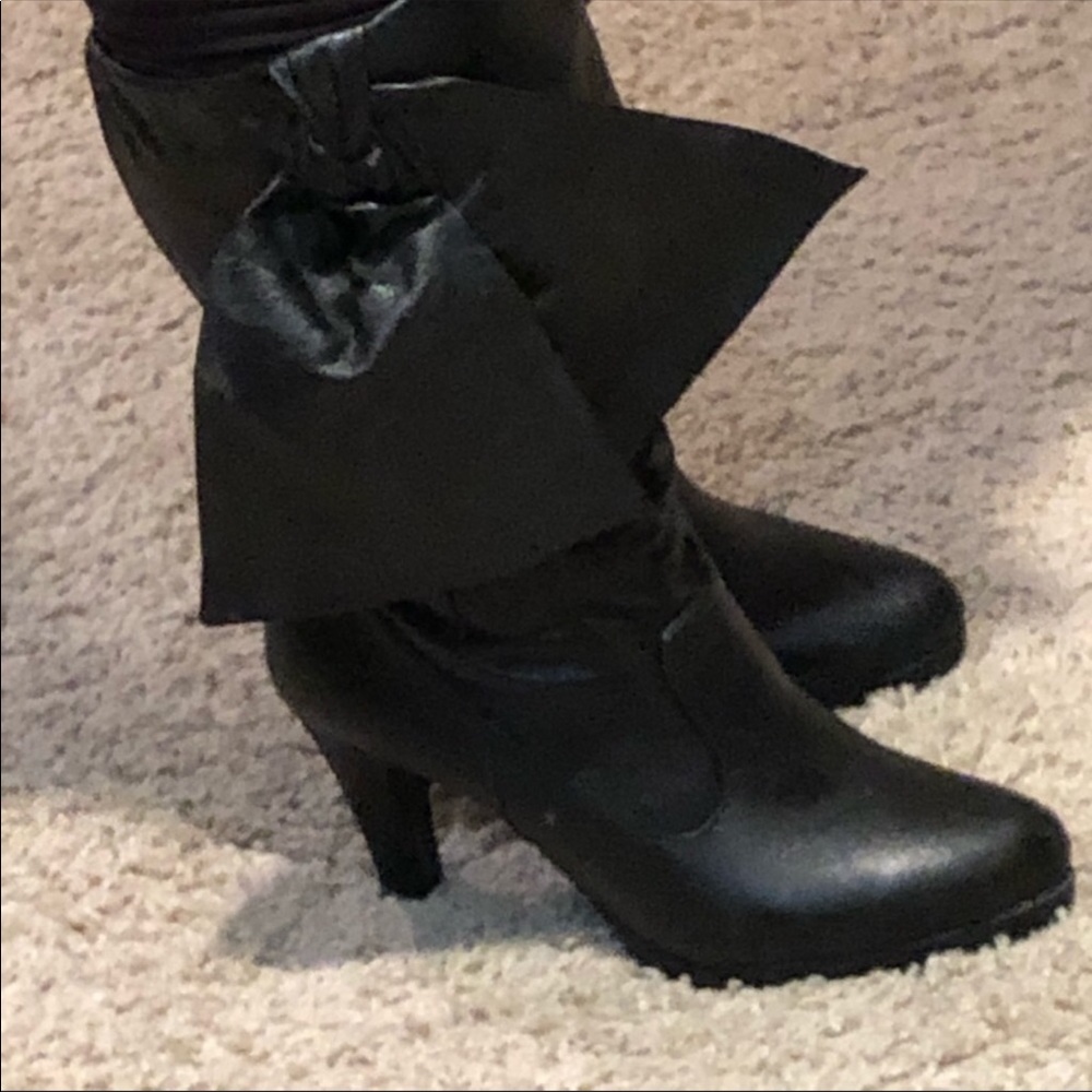 Black boots